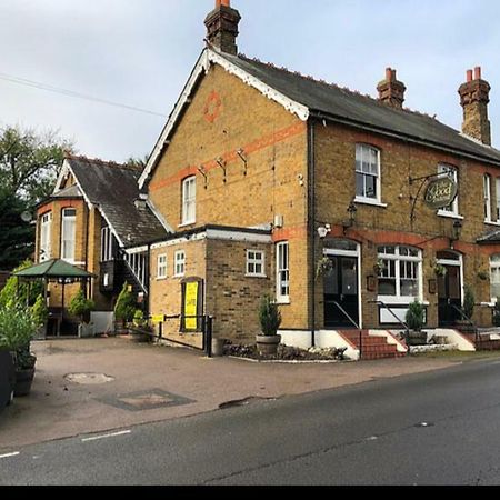Good Intent Rooms Waltham Abbey Exterior foto